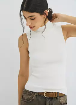 Вязаная майка с воротником-стойкой, Белый