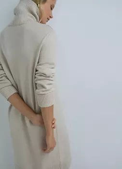Вязаное платье, Бежевый