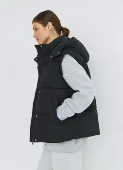 Жилет с капюшоном, Черный