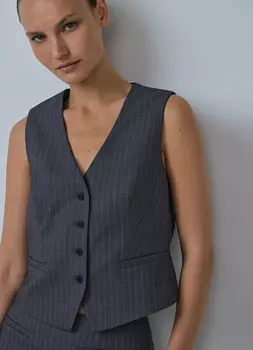 Жилет, Серый