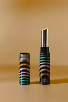 Бальзам для губ питание и восстановление CHA U KAO MYSTIC WISH 2,4 г