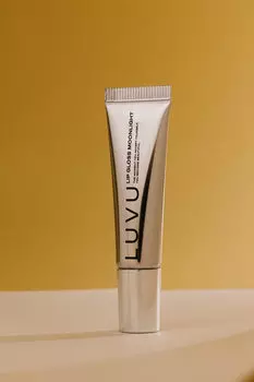 Блеск для губ с прозрачной базой и экстра-сияющими серебряными частицами LUVU Lip Balm Lip Gloss Moonlight 10 ml