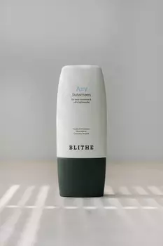 BU// Невесомый, жидкий солнцезащитный крем на основе физических фильтров BLITHE Airy Sunscreen SPF50+PA++++ 50ml