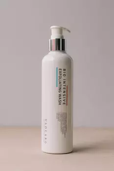 BU// Очищающий гель на основе AHA-кислот 15% USOLAB Bio Intensive Exfoliating Wash 250 ml