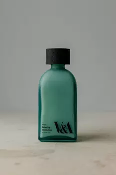 BU// Увлажняющий крем для контроля жирности V&A Men Balancing Moisturizer 150ml