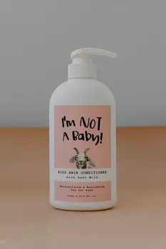 Детский кондиционер для волос с козьим молоком I'm Not A Baby Kids Hair Conditioner 500ml