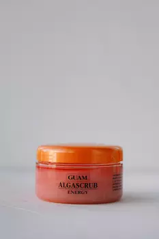 Скраб с эфирными маслами "Энергия и Тонус" GUAM ALGASCRUB 300 мл