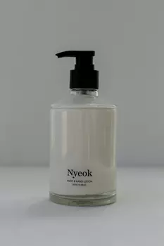 Лосьон для рук и тела с ароматом I'm from Nyeok Body & Hand Lotion 300g