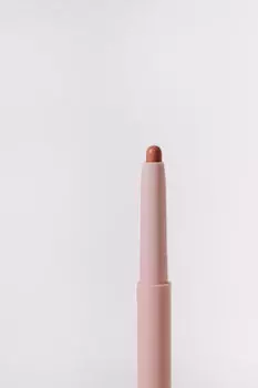 Матовый карандаш для губ MAD PEACH Oversized Fit Lip Pencil [02 Nude Beige] 9,6g