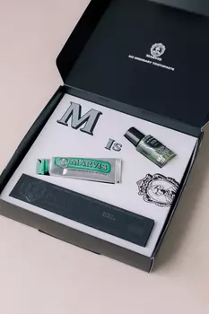 Набор для ухода за полостью рта MARVIS Toothpaste Travel Set 25 ml + 30 ml + зубная щётка