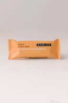 Орехово-фруктовый батончик R.A.W. Life Fruit & Nut Bar "Соленая карамель" 47g