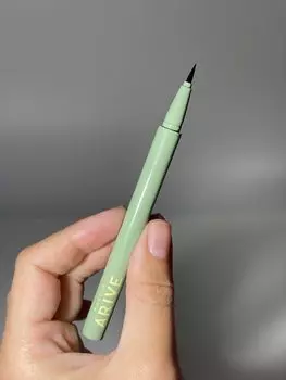 Подводка для глаз Arive Makeup Eyeliner Pen [01 Black] 0,55ml
