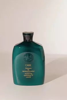 Шампунь для увлажнения и контроля Источник красоты Oribe Shampoo for Moisture and Control 250 ml