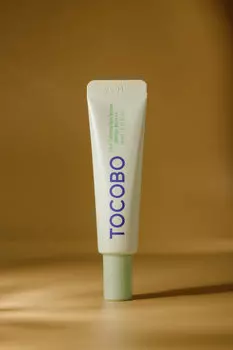 Солнцезащитная сыворотка на основе экстракта центеллы TOCOBO Cica Calming Sun Serum Deluxe SPF50+ PA++++ 10ml