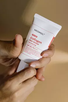 Солнцезащитный крем с пробиотикам MEDI-PEEL Red Lacto Collagen Lifting Sun Screen SPF50+PA++++ 50g