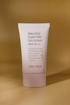 Супермягкий солнцезащитный крем с бакучиолом Vely Vely Bakuchiol Super Mild Sunscreen SPF 50+ PA++++ 50ml