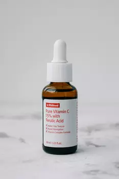 Сыворотка с витаминами С, Е и феруловой кислотой BY WISHTREND Pure Vitamin C 15% with Ferulic Acid 30ml