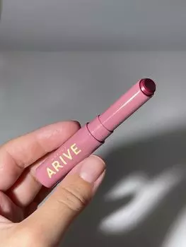 Увлажняющая помада Arive Makeup Balm Lipstick [09 Wine And Dine] 2g