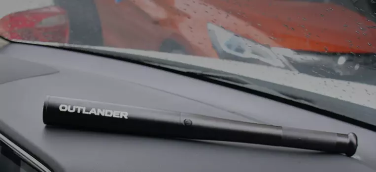 Бейсбольная бита - фонарь Outlander