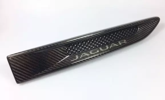 Боковой воздухозаборник (левый/правый, карбон) Jaguar T2H6208 / T2H6209 для Jaguar XE 2015 -