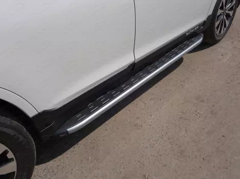 Боковые подножки, пороги алюминиевые с пластиковой накладкой (карбон серебро) 1820 мм Компания ТСС SUBOUT15-11SL Subaru Outback 2014-