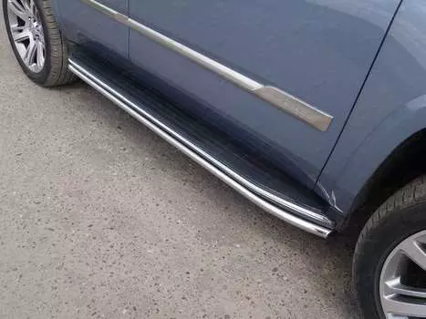 Боковые подножки, пороги (диаметр 42,4 мм) Компания ТСС CADESC15-08 Cadillac Escalade 2015