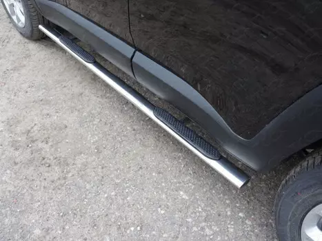 Боковые подножки, пороги овальные с накладкой 75х42 мм (4WD) Компания ТСС JEEPREN4WD15-13 Jeep Renegade 2015-