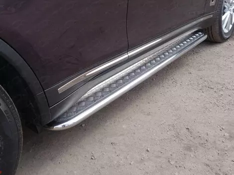 Боковые подножки, пороги с площадкой 42,4 мм Компания ТСС INFQX7015-07 Infiniti QX70 2013-