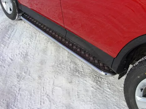 Боковые подножки, пороги с площадкой 42,4 мм Компания ТСС TOYRAV13-04 Toyota RAV4 2013 - 2014