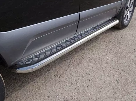 Боковые подножки, пороги с площадкой 60,3 мм Компания ТСС KIAMOH17-23 KIA Mohave 2016-