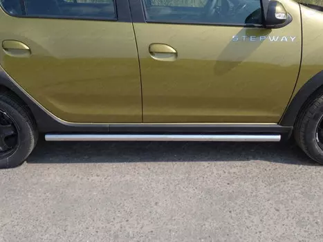 Боковые подножки, пороги труба 60,3 мм Компания ТСС RENSANST15-10 Renault Sandero Stepway 2014 - 2018
