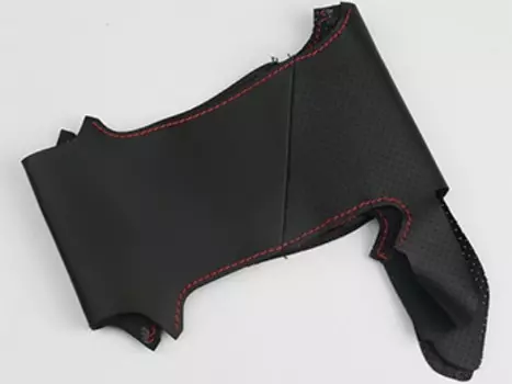 Чехол на руль черный с красным Honda CRV 2020-