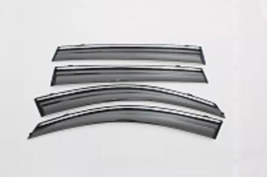 Дефлекторы на окна с хромированным молдингом и крепежом HAVAL H2