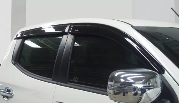 Дефлекторы на окна Triton для Mitsubishi L200 Triton 2015 -