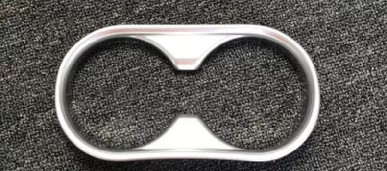 Декоративная накладка на подстаканники для Mazda CX-5 2017 -