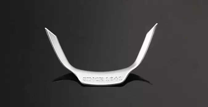 Декоративная накладка на руль (хром) для Jeep Сherokee 2015 -