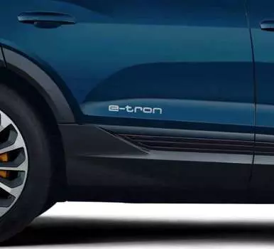 Декоративная пленка, E-TRON VAG 4KE064317Z7G Audi E-Tron 2018 -