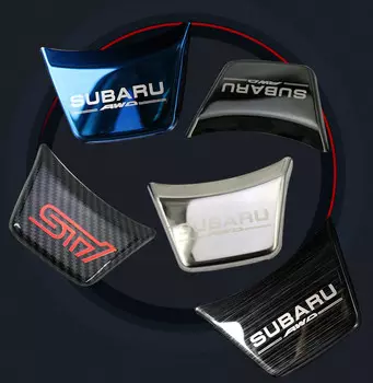 Декоративная вставка в руль для Subaru Forester 2018 - 2019