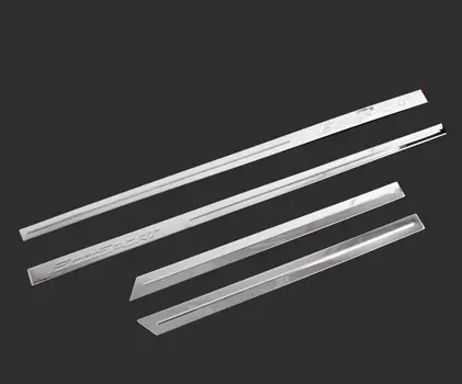 Декоративные молдинги на двери Ecosport