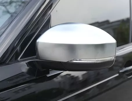 Декоративные накладки на боковые зеркала для Land Rover Discovery 5 2017 -