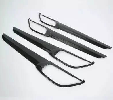 Декоративные накладки на салонные ручки (черные) для MAZDA CX-5 2017