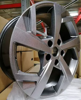 Диск колесный Carwel Тенис 1712 7xR17 5x112 ET43 ЦО57,1 серебристый темный 97184