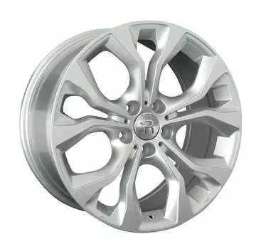 Диск колесный Replay B151 9xR19 5x120 ET18 ЦО72,6 серебристый с полированной лицевой частью 029440-160023005