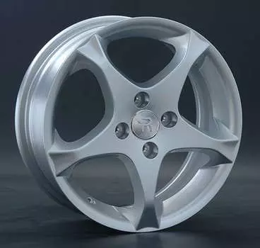 Диск колесный Replay OPL48 5,5xR14 4x100 ET39 ЦО56,6 серебристый 027106-990016001
