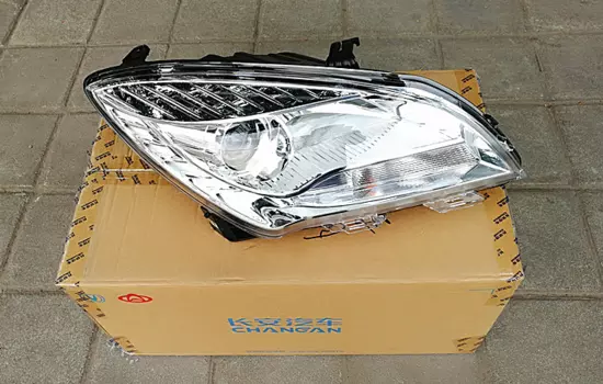 Фара передняя для Changan CS35 2014 -
