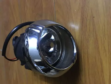 Фара противотуманная для Foton Tunland 2016 - 2019