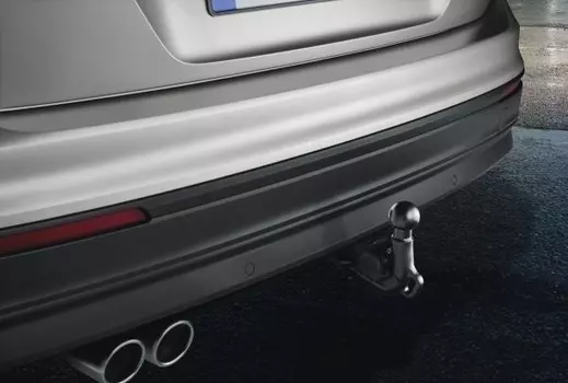 Фаркоп (поворотный, с проводкой 13 pin)5NA092160A для Volkswagen Tiguan 2017-