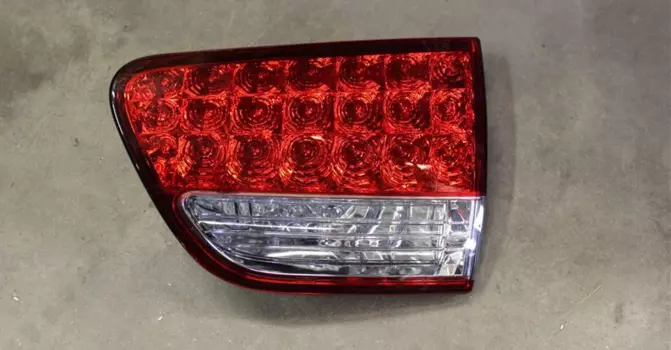 Фонарь задний внутренний CITROEN/PEUGEOT для Peugeot 4007 (2007 - 2011)