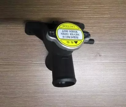 Горловина охлаждающей жидкости для JAC S5 2013 - 2016