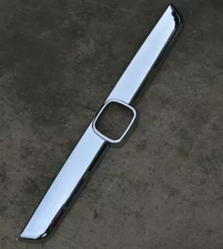 Хромированная накладка на багажную дверь